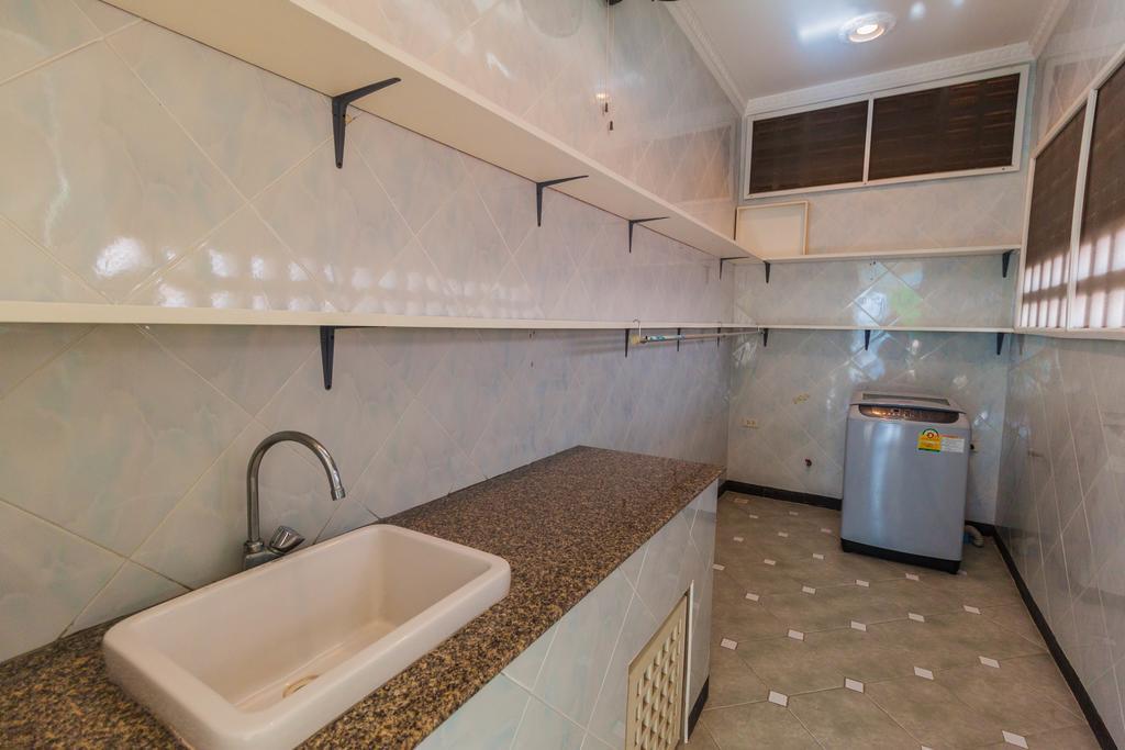 Jomtien Palace Pool Villa By Pattaya Sunny Rentals Ban Nong Tabaek Bagian luar foto